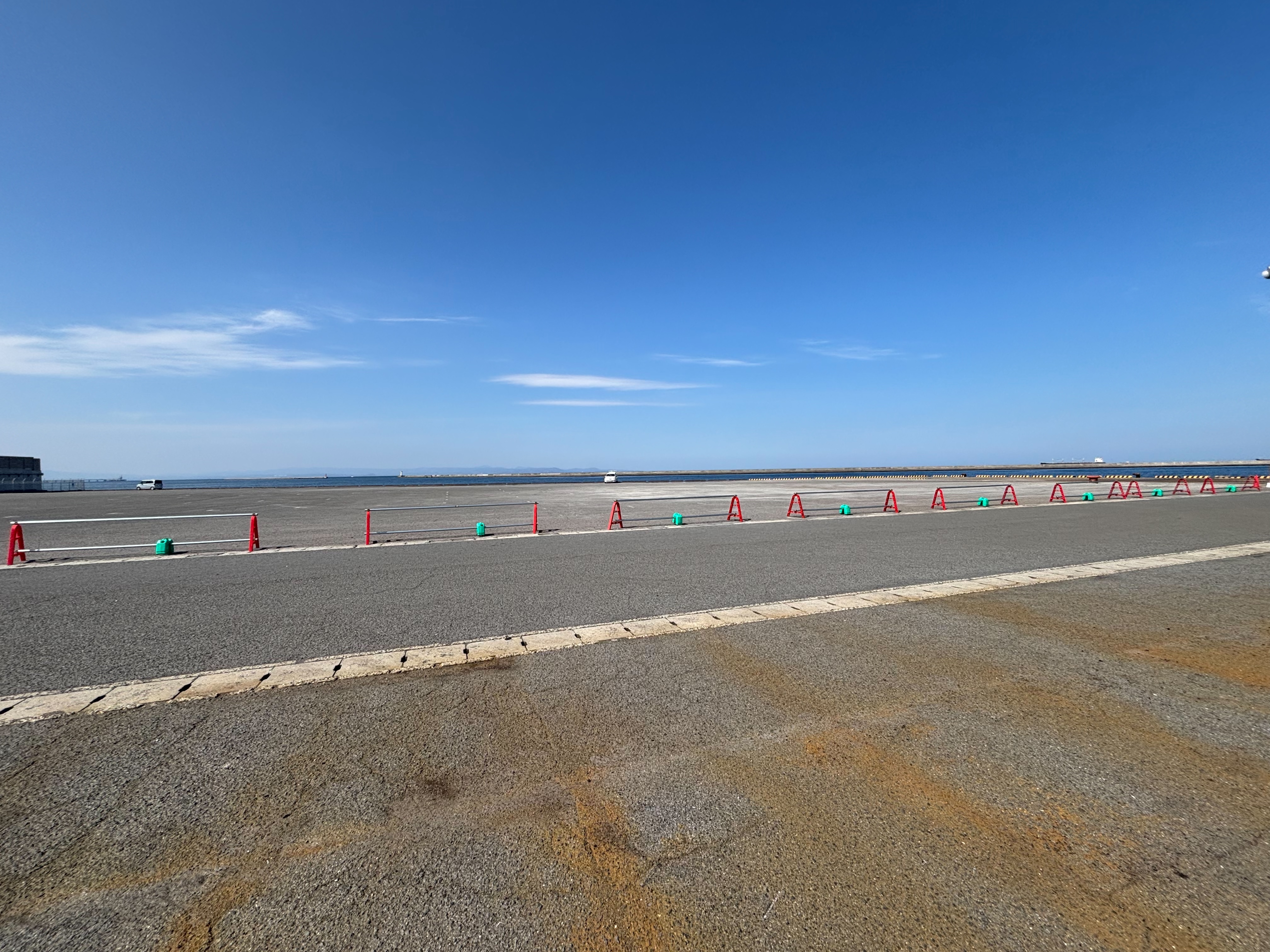 大在公共ふ頭 - 埠頭先端部。バリケードが置かれいる。侵入すべきではない。